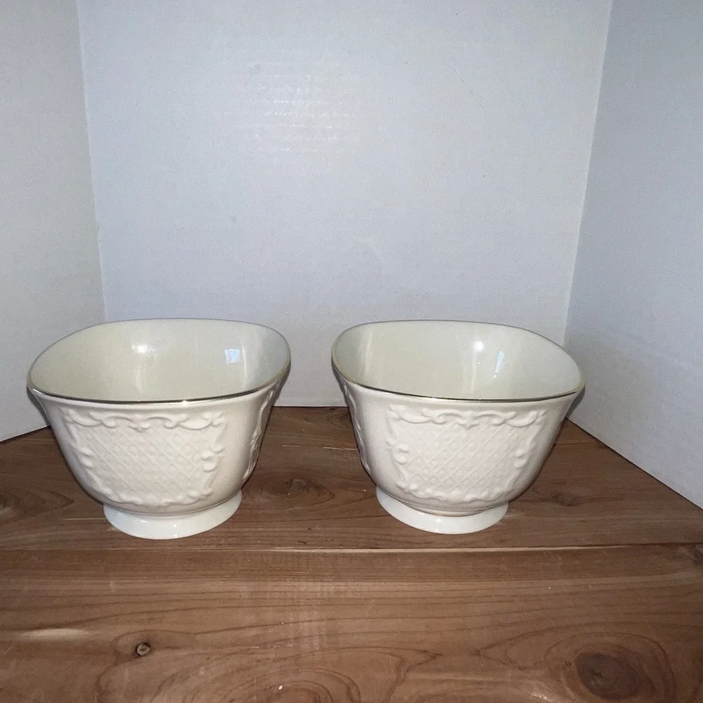 2 Lenox Canterbury Ivory Porcelain Square Footed Nut Bowl Candy Dish 24K Gold